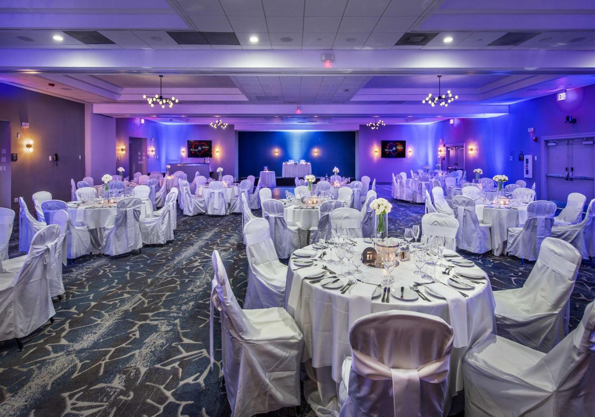 Отель Doubletree By Hilton Monroe Township Cranbury Rossmoor Экстерьер фото