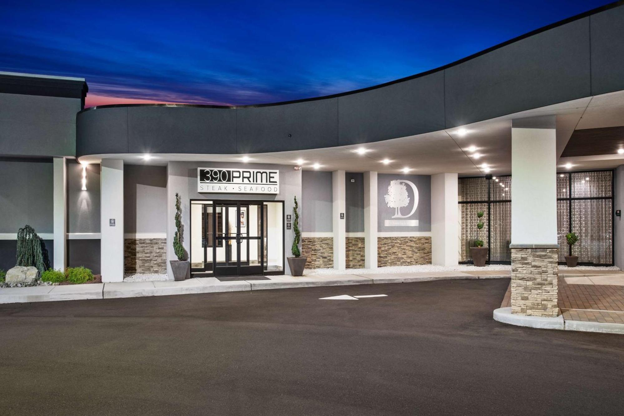Отель Doubletree By Hilton Monroe Township Cranbury Rossmoor Экстерьер фото